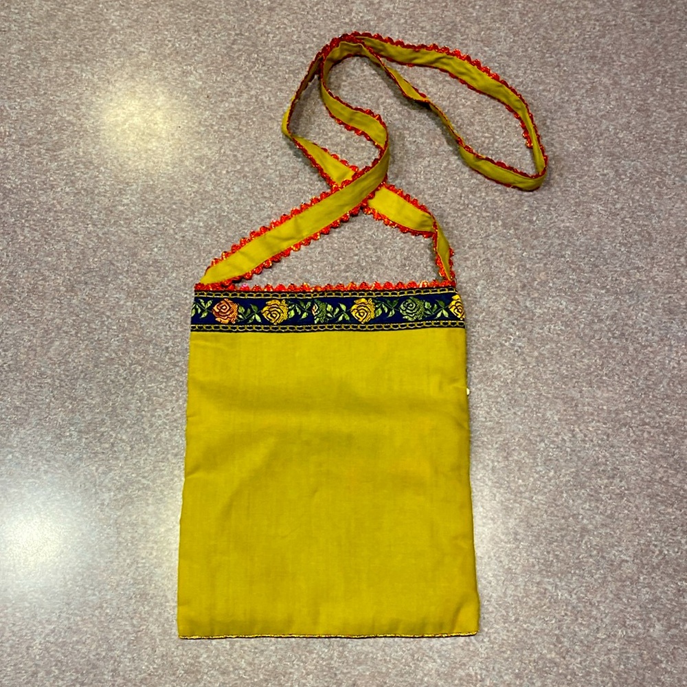Gorgeous Christian Livingston Beaded Bag NWOT - Picture 4 of 5